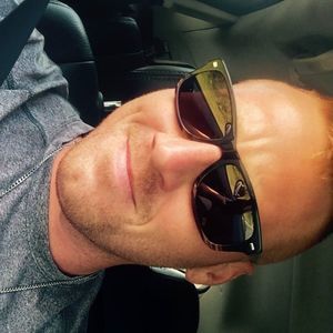 Meet your Posher, Troy